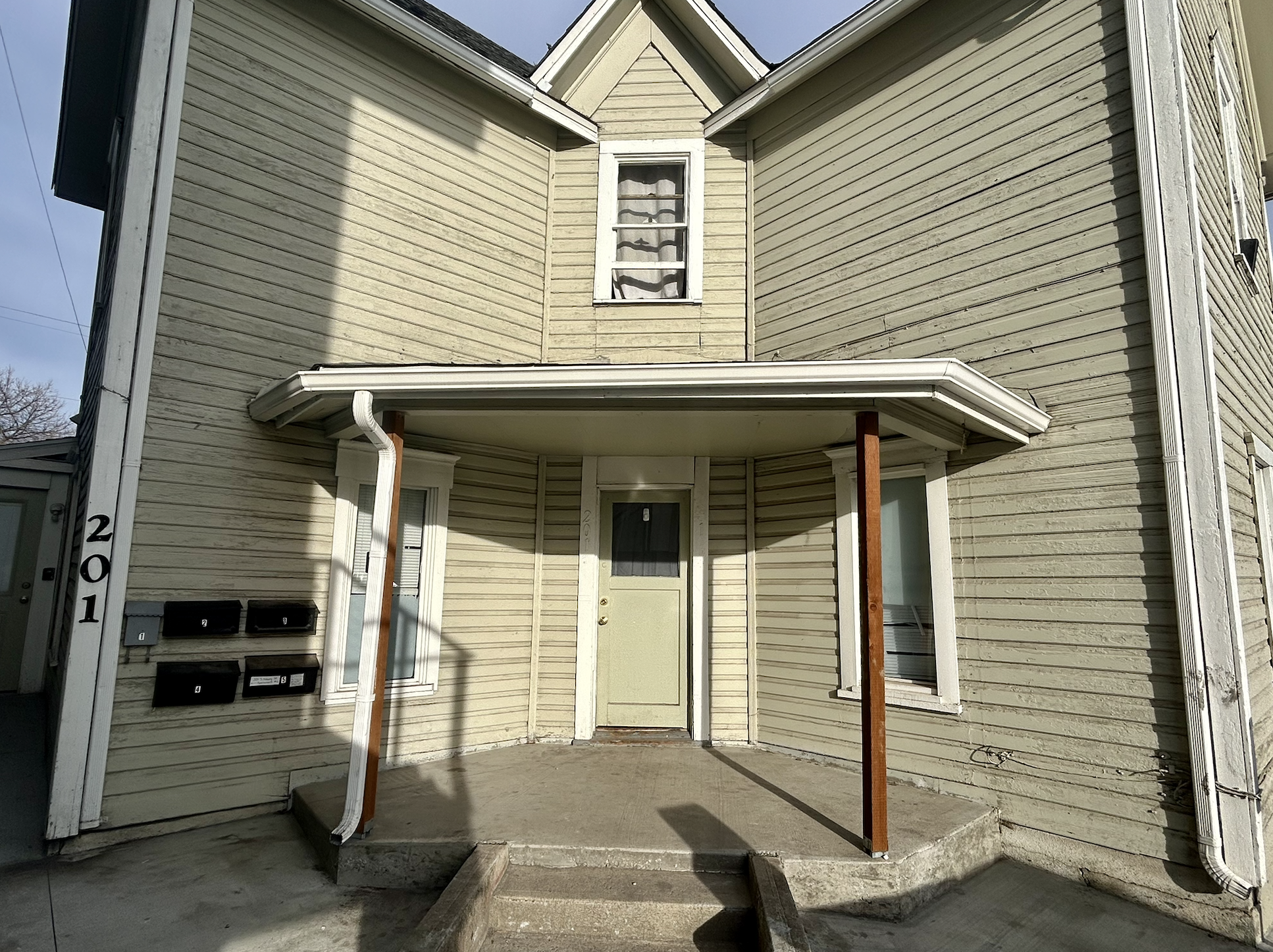 Property thumbnail image
